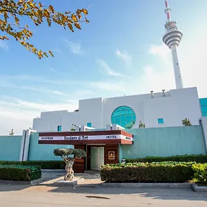 Badam D'art Boutique Bakü