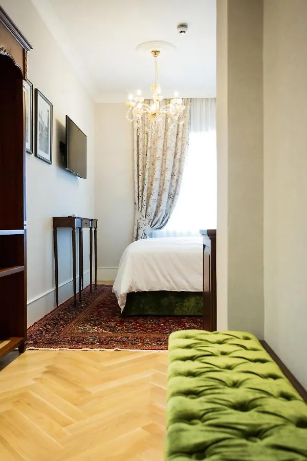 Ebel Boutique Hotel Tirana