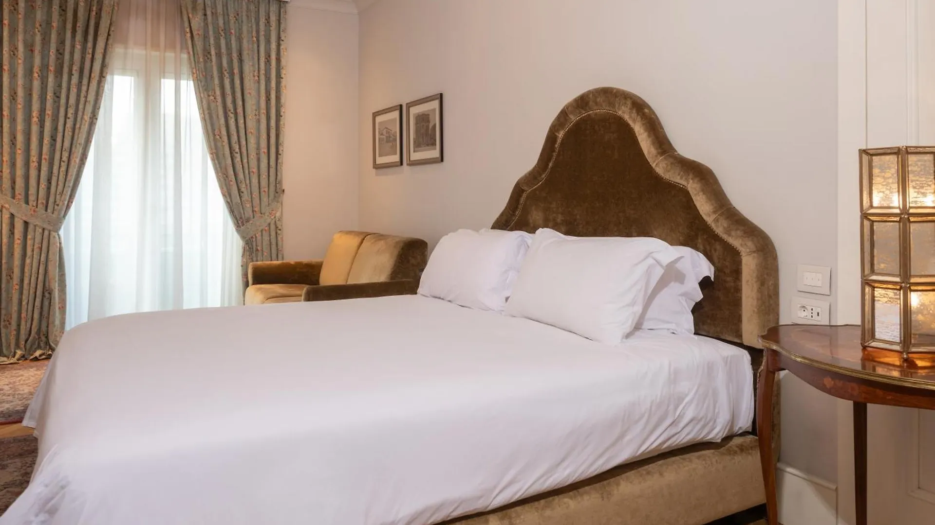 Ebel Boutique Hotel Tirana Albanië