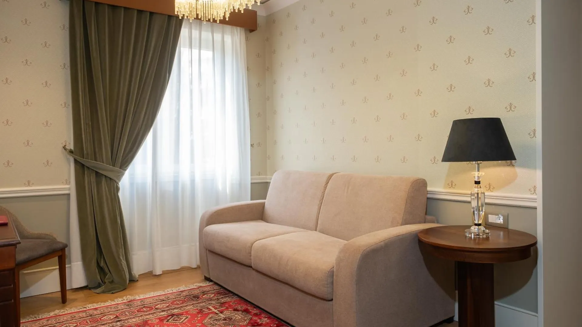 Ebel Boutique Hotel Tirana