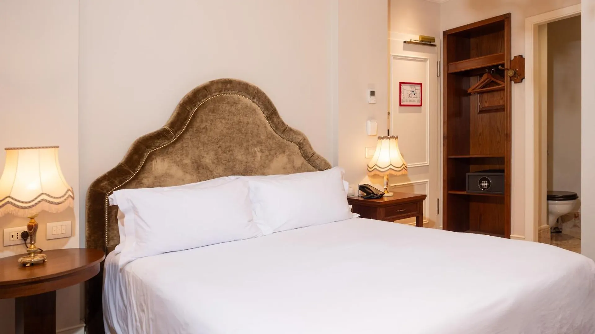 Ebel Boutique Hotel Tirana